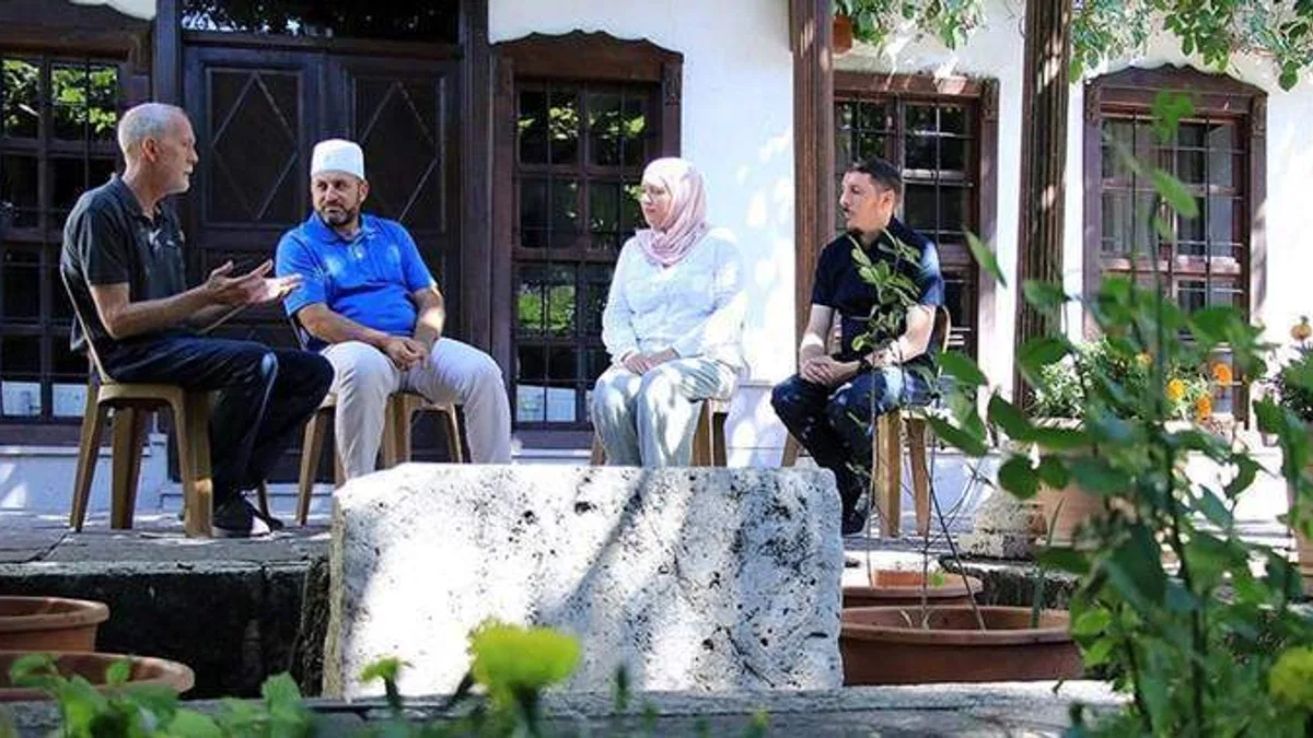 Müslüman olan 10 İngiliz Konya'da duygu dolu anlar yaşadı