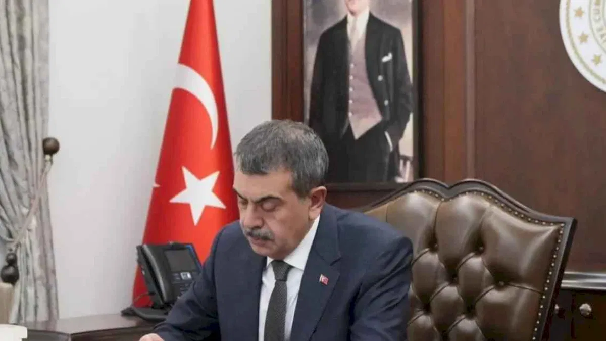 Bakan Tekin’den öğretmenlere üç ayrı mektup