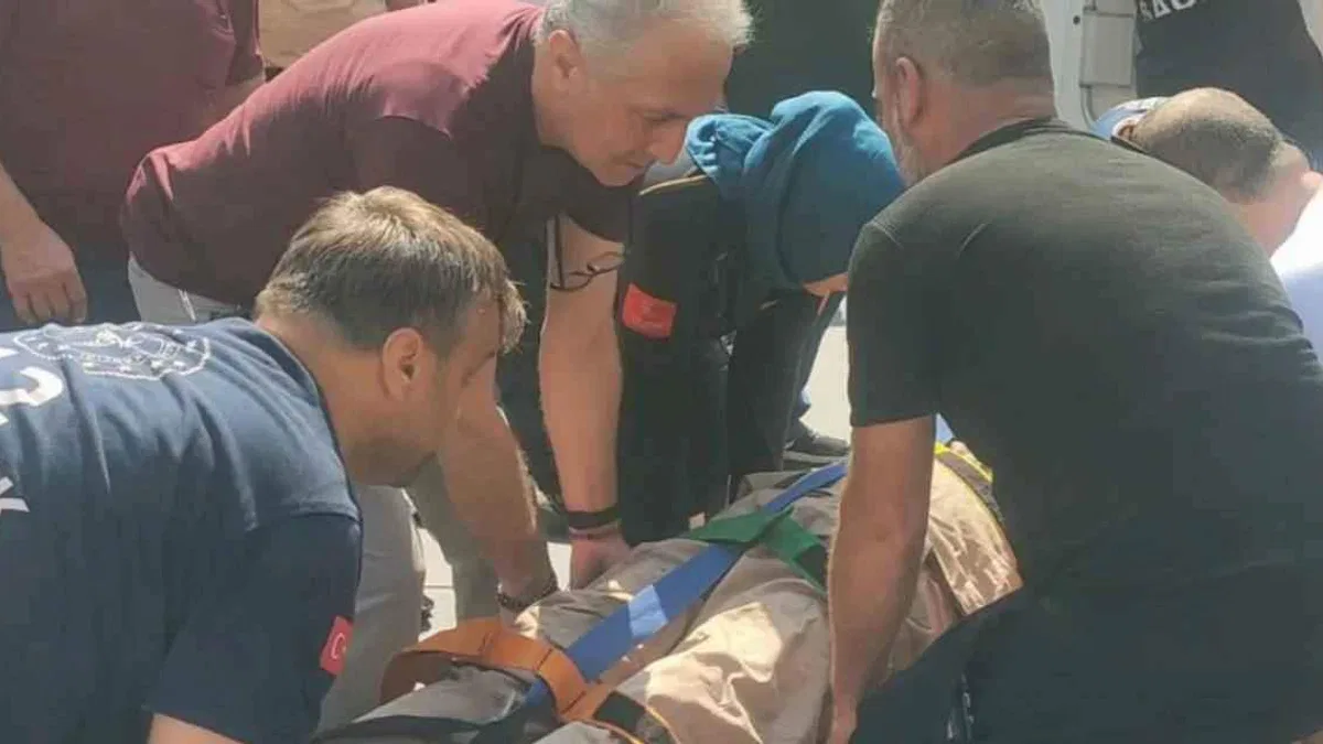 Başkan Böcek’ten hal esnafına ziyaret