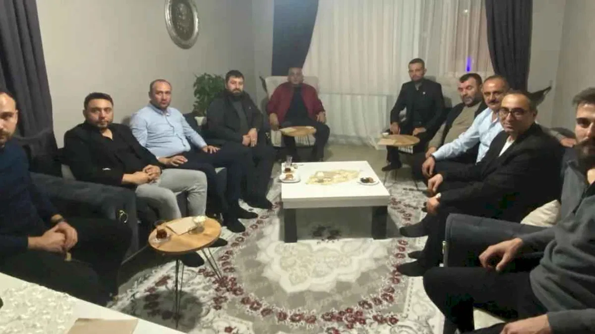 MHP'den Pazaryeri’nde 'Hayırlı Günler Komşum' ziyareti