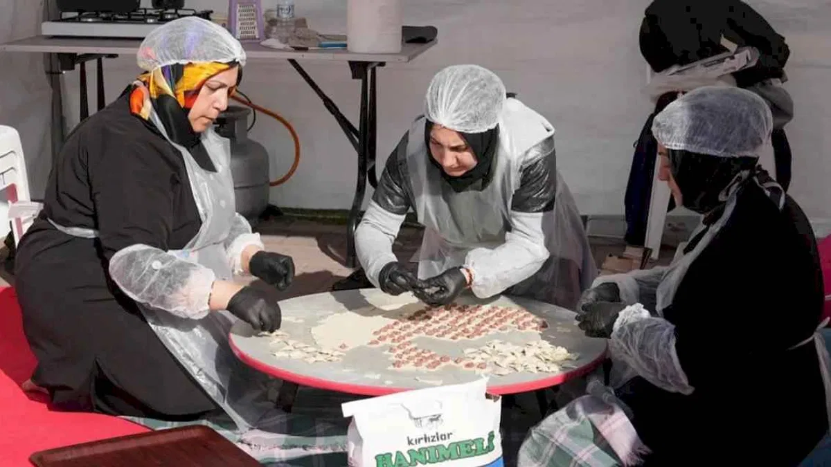 Ankara Keçiören'de lezzetler yarışıyor