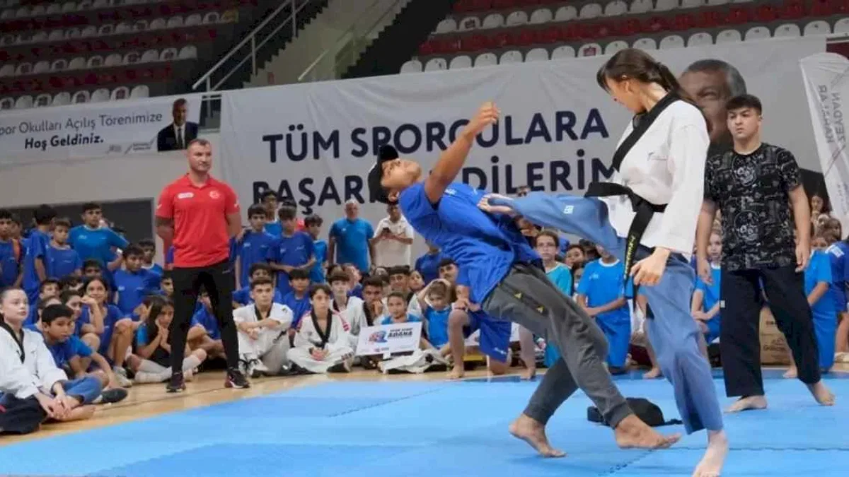 Yaz Spor Okullarına şovlu açılış