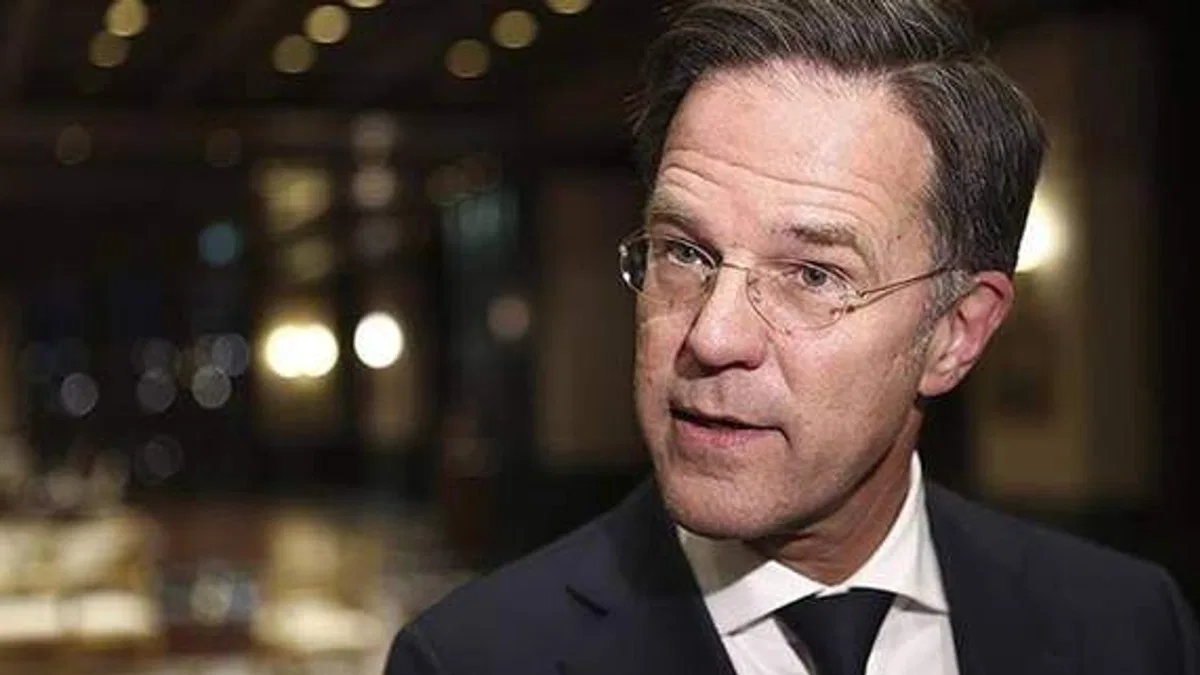 Hollanda Başbakanı Rutte, Ukrayna'ya yönelik füze saldırılarını "terör" olarak niteledi