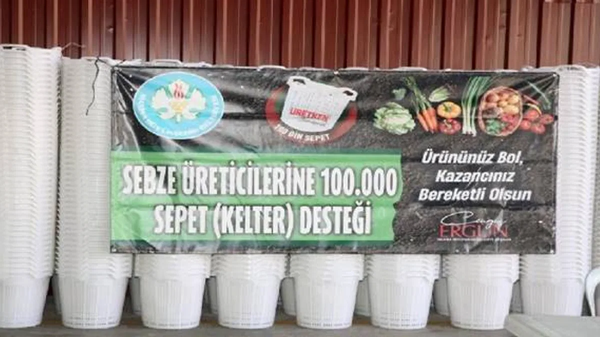 Manisa'da üreticiye sepet desteğine devam