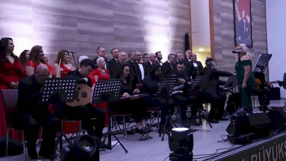 Manisa Alaşehir’de Türk Sanat Müziği rüzgarı esti