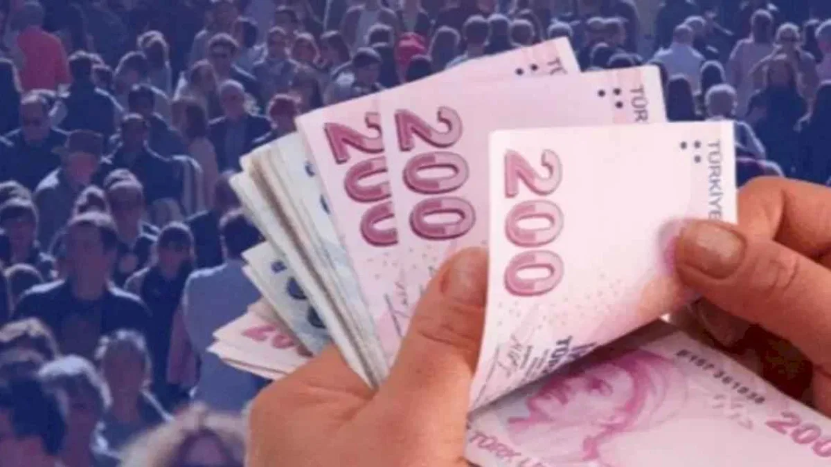 Kamu çalışanları ve emeklilerden ek zam tepkisi! Adalet istiyoruz, ayrıcalık değil