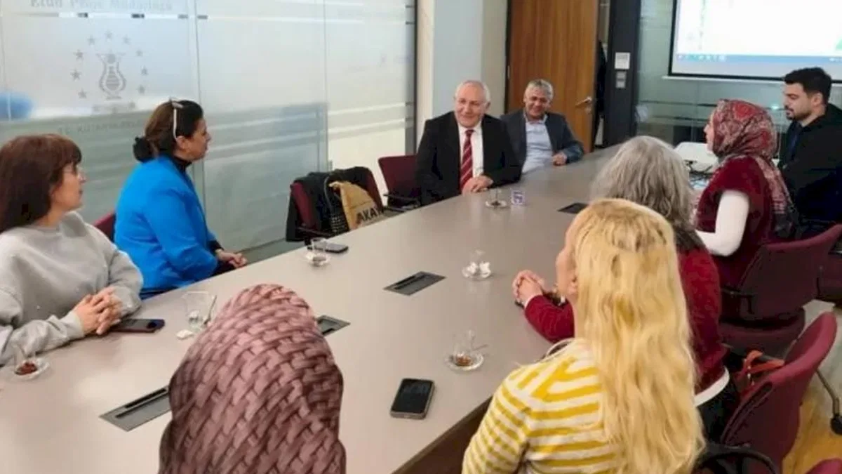 Kütahya'da öğretmenlere 'İklim Değişikliği ve Sıfır Atık' eğitimi