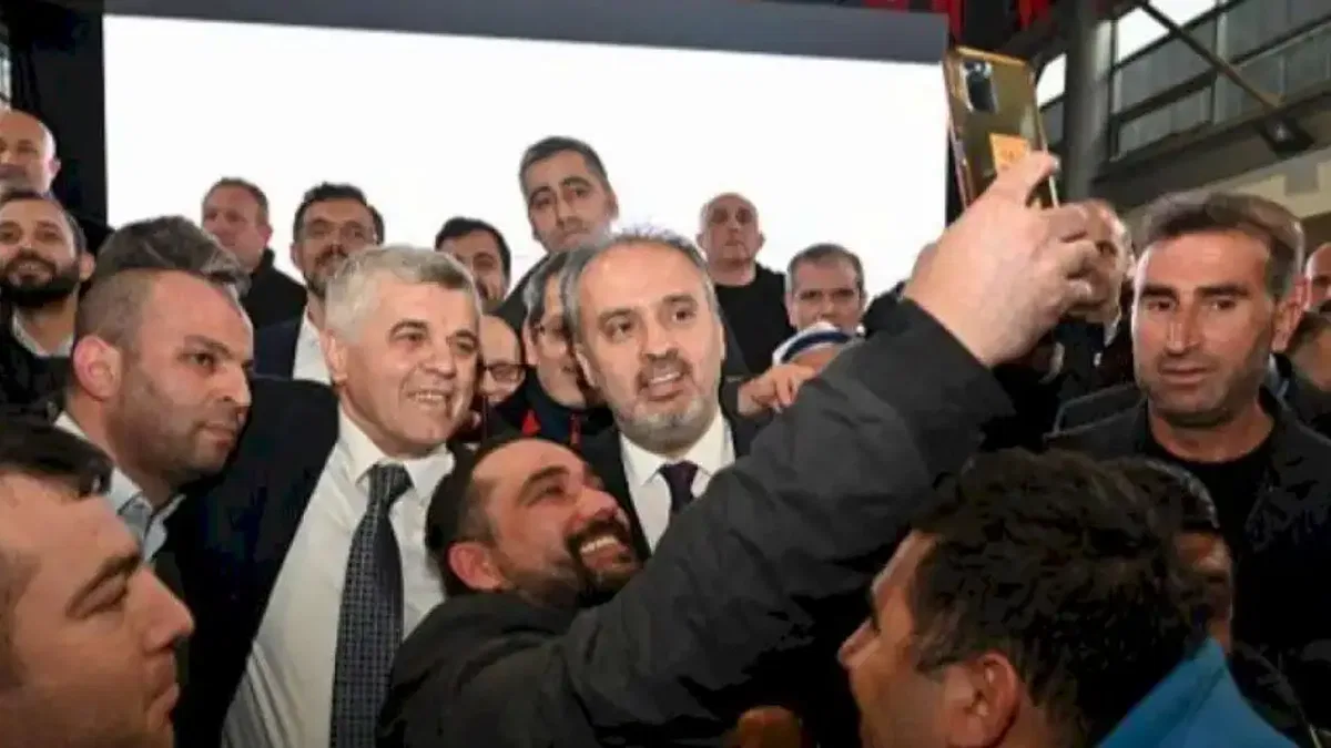 Bursa Büyükşehir Belediyesi'nde toplu sözleşme sevinci