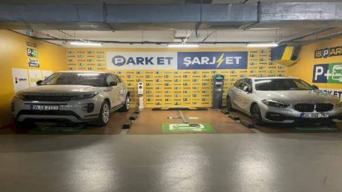 Elektrikli araçlar için şarj istasyonu