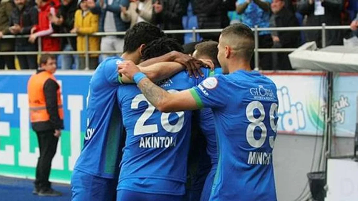 Çaykur Rizespor 3-0 Bitexen Antalyaspor (Maç Sonucu) Rize evinde 3 puanı rahat aldı!