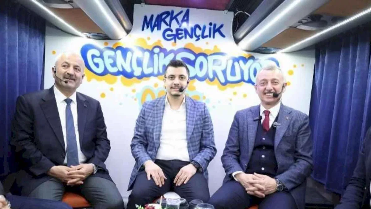 Gebzeli gençler sordu Başkan Büyükakın cevapladı