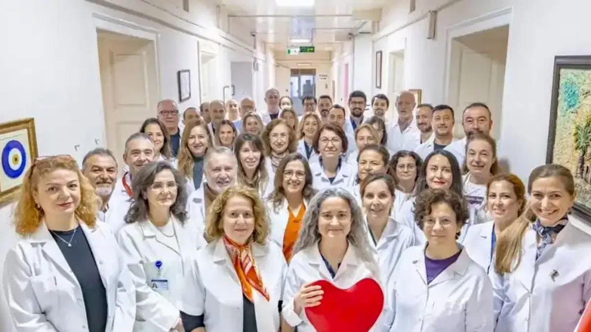 İzmir’de 'Koruyan, öğreten, iyileştiren' sağlık hamlesi