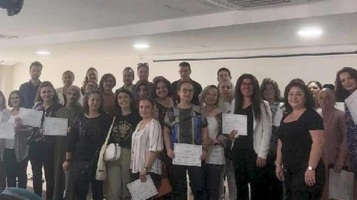 İlk yardım eğitimi alan 76 kişi sertifikasını aldı