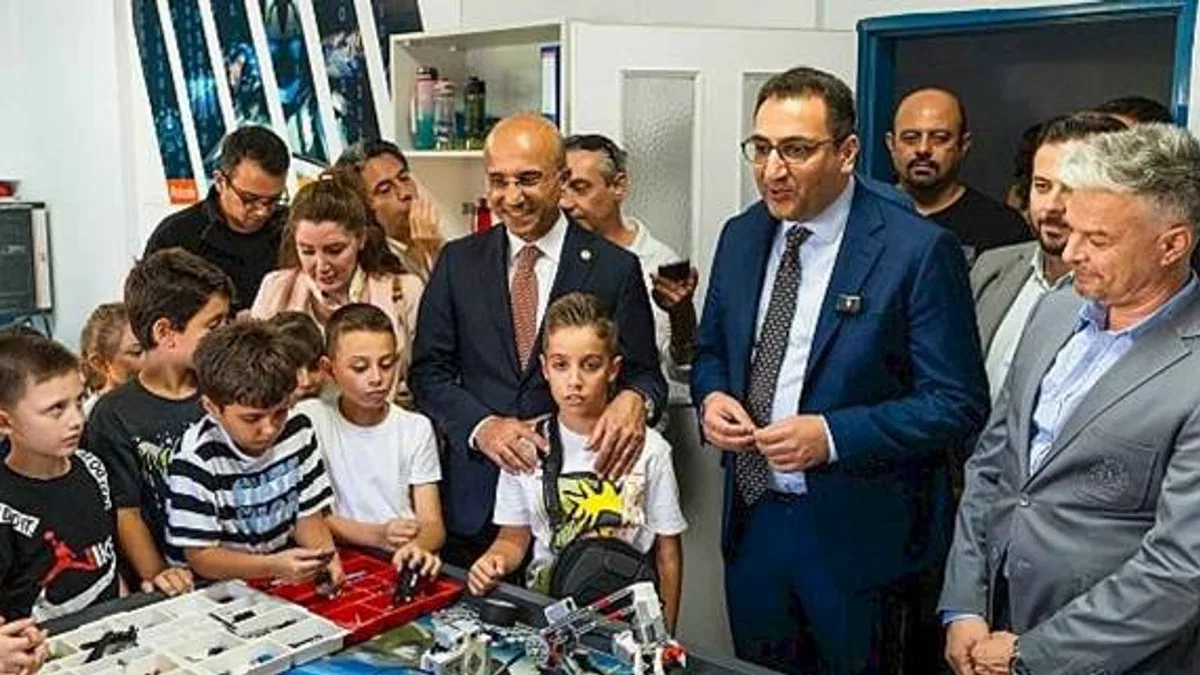 Balçovalı çocuklardan can kurtaracak robot