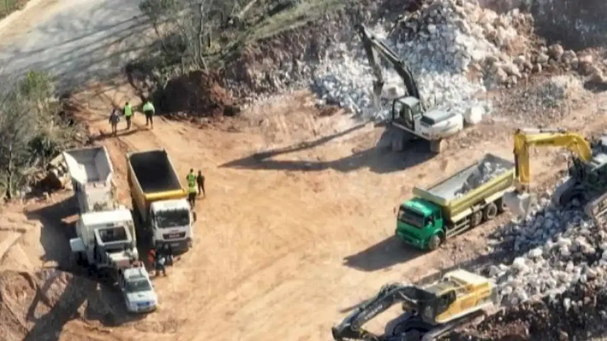 Kocaeli'nde teleferik için otopark alanları inşa ediliyor