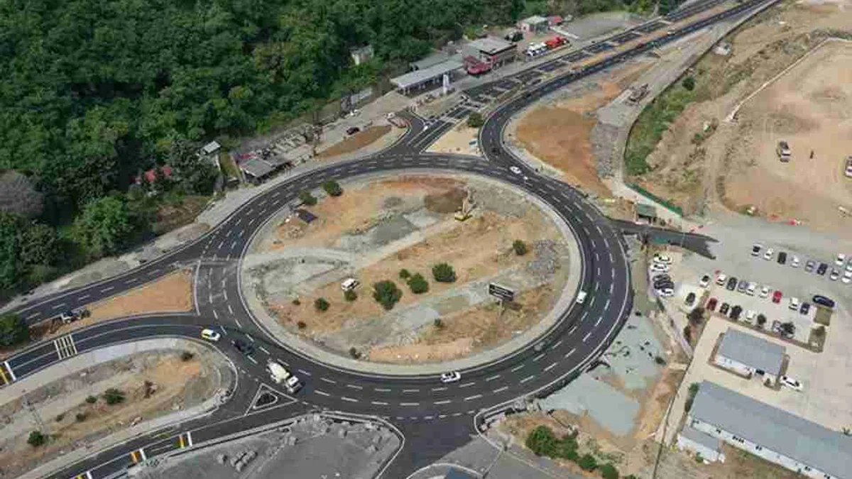 Trabzon’a Nefes Aldıran Kavşak Trafiğe Açıldı