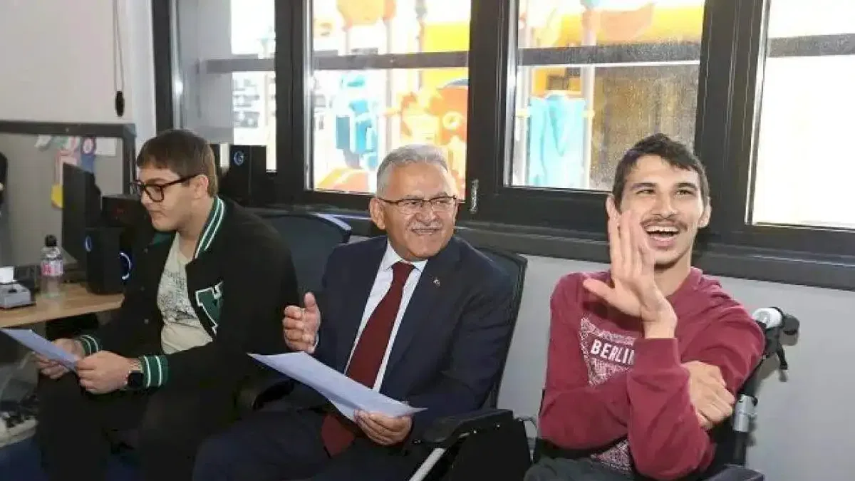 Kayseri Büyükşehir havuzda engelleri kaldırdı