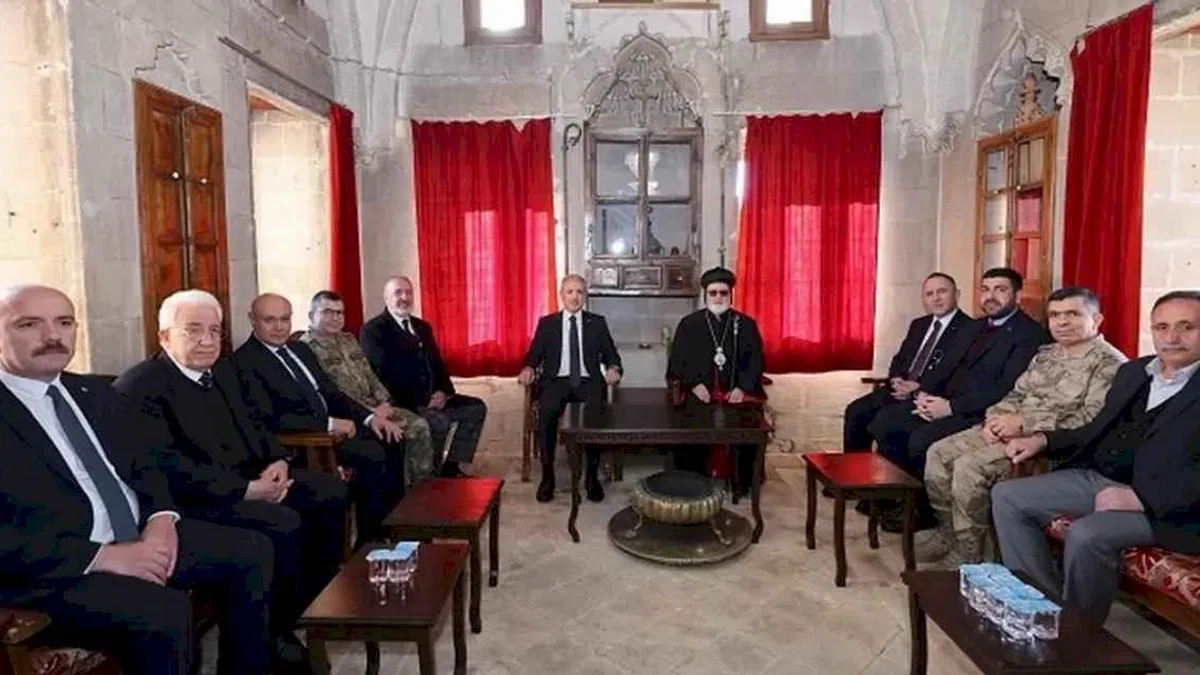 Mardin Valisi Tuncay Akkoyun, Süryanilerin Doğuş Bayramını kutladı