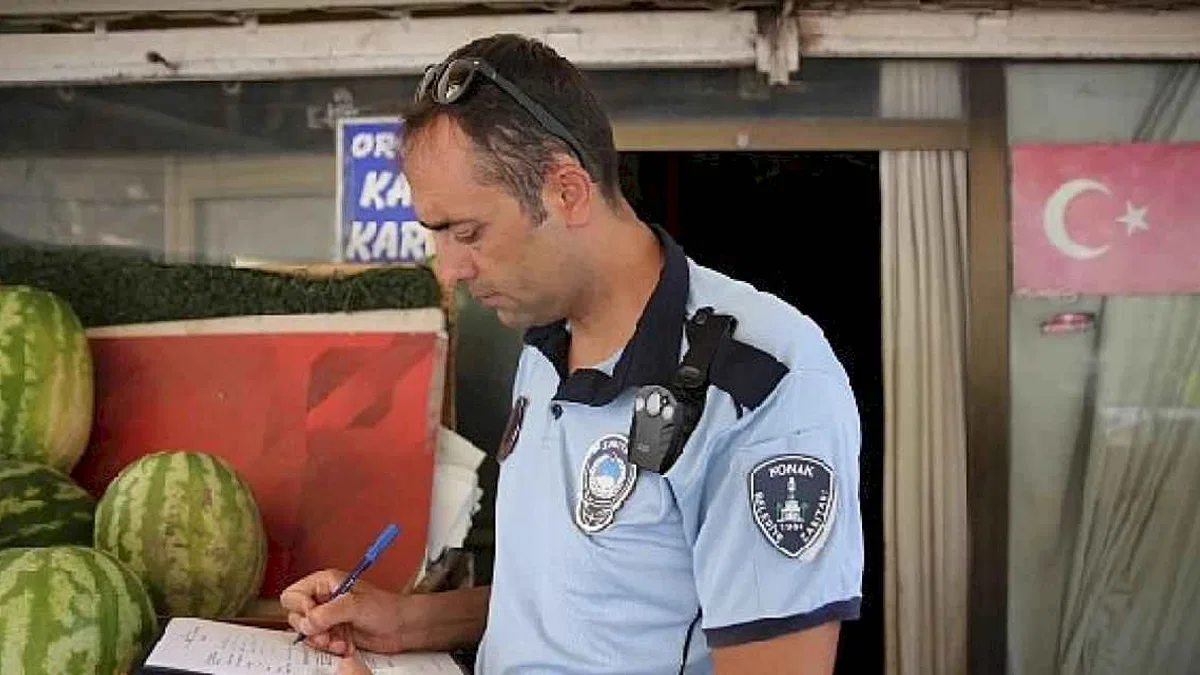 Konak zabıtası denetimlerini hız kesmeden sürdürüyor