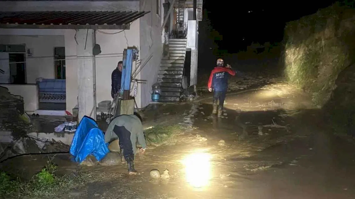 Rize'de heyelan riskinden dolayı 16 konuta tedbiren tahliye