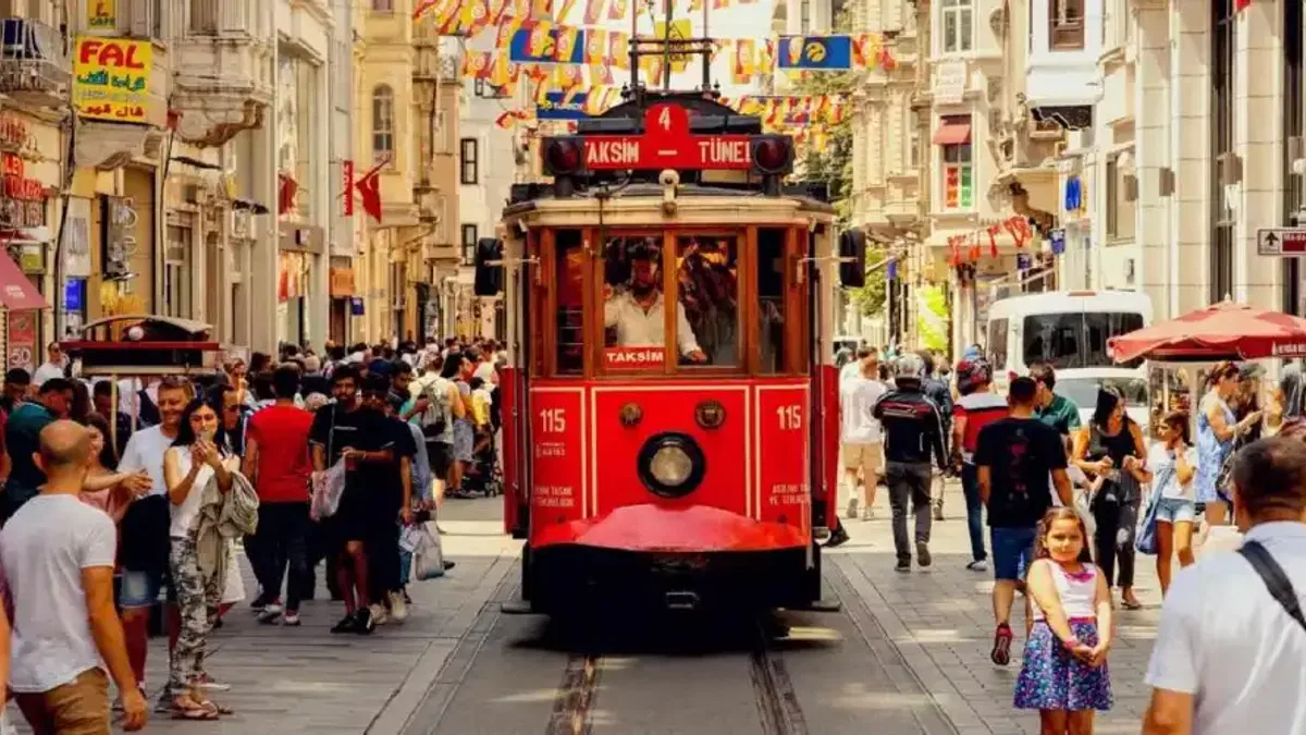 2025'te 2,4 milyon kişi iller arasında göç etti