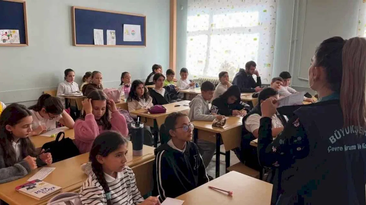 Kocaeli’de atıklar sanata dönüştü