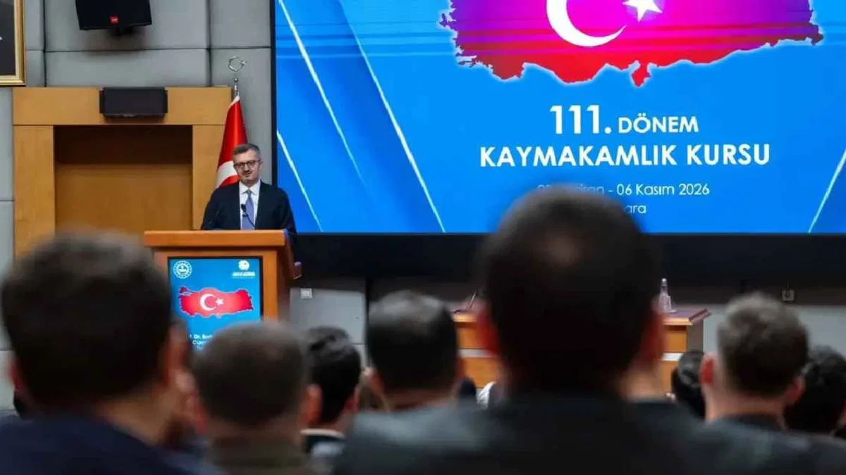 İletişim Başkanı Burhanettin Duran kaymakam adaylarıyla buluştu