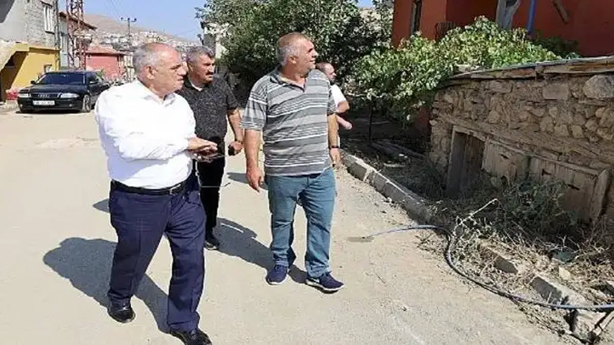 Yahyalı'da sel temizliği aralıksız devam ediyor