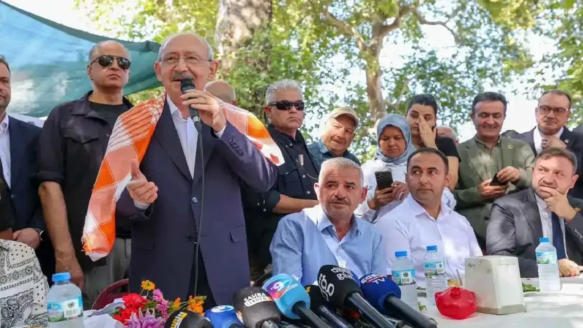 Kılıçdaroğlu, Buca Kaynaklar’da köylülerle buluştu