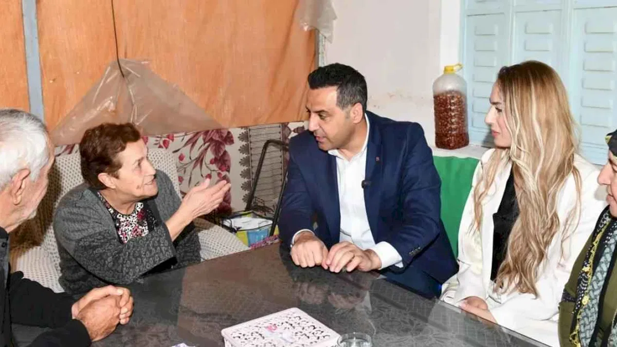 İzmir Çiğli'de Leyla Teyze'ye bayram sürprizi