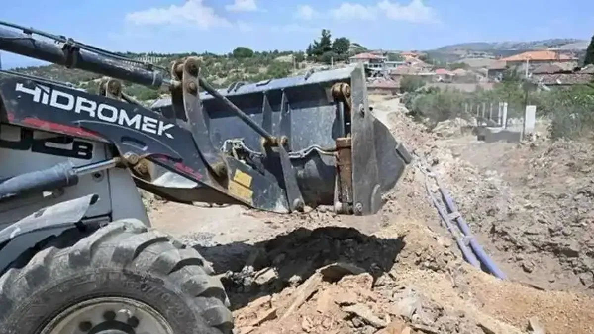 MASKİ, Salihli’de 40 yıllık içme suyu altyapısını yeniliyor