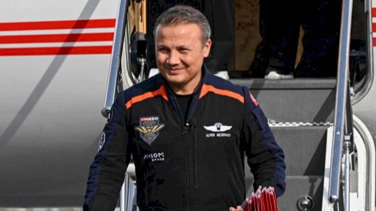 Türkiye'nin ilk astronotu yurda döndü