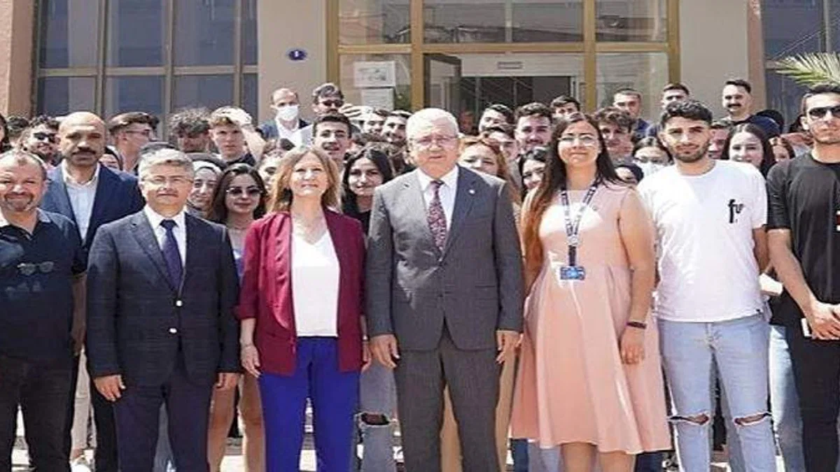 EÜ Aliağa MYO'ya 1200 metrekarelik spor alanı kazandırıldı