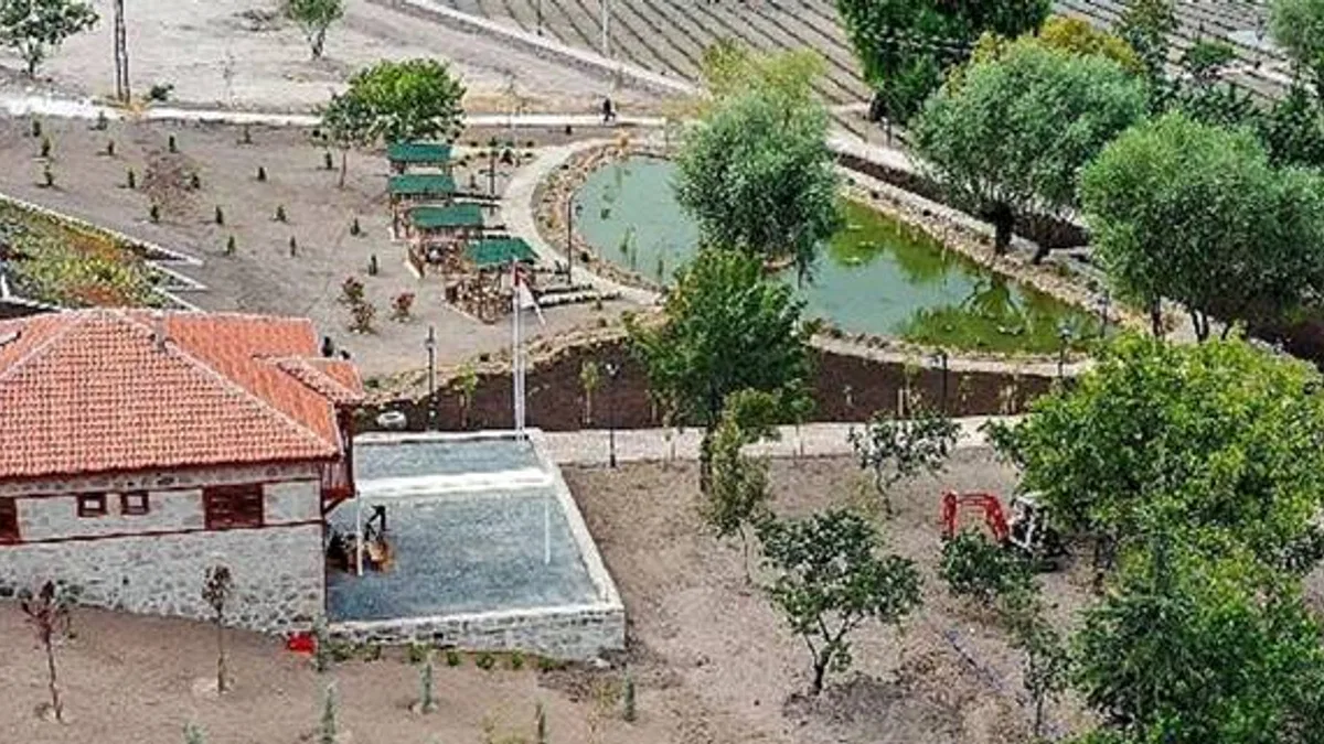 Başkent'in En Otantik Nilüfer Havuzu Keçiören'de