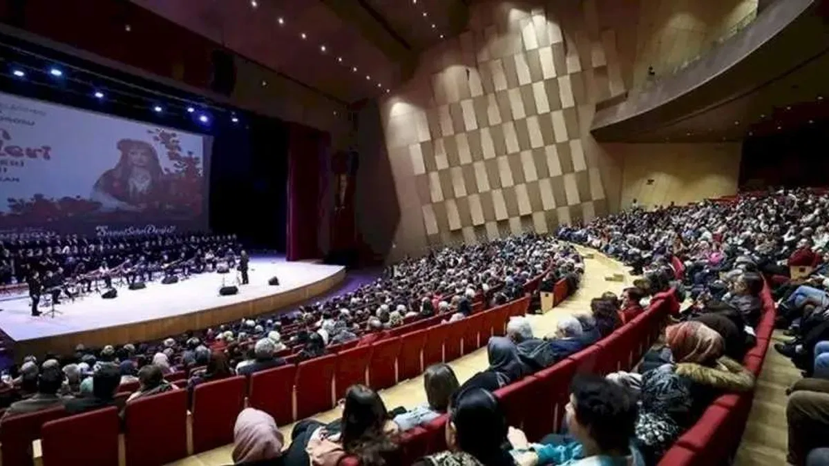 Denizli’de ‘Gelin Türküleri’ konseri büyük beğeni topladı