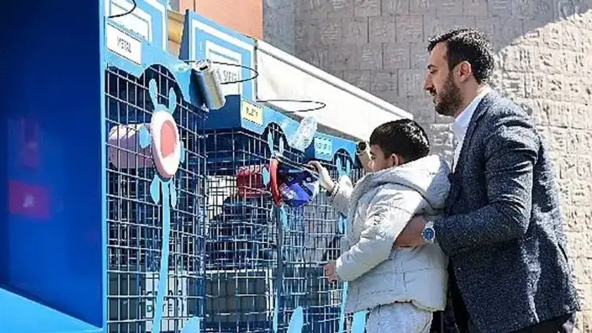 Bağcılar'da 1 Milyon 190 Bin 395 Ağaç Geri Dönüşümle Kurtarıldı
