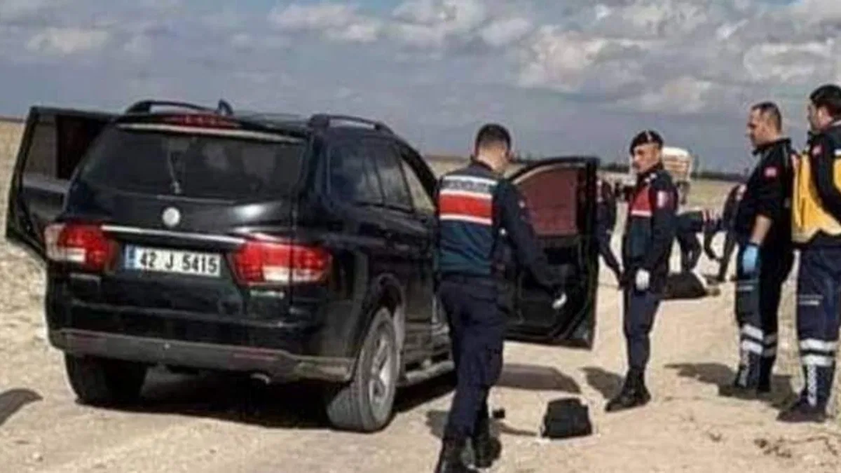 Konya'da bir çift otomobilde ölü bulundu