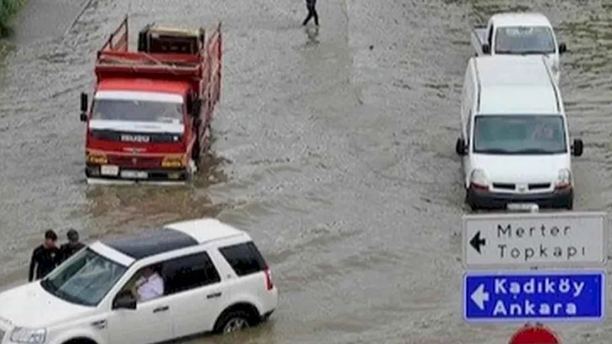 Meteoroloji uyardı: Sel, su baskını, doluya dikkat!