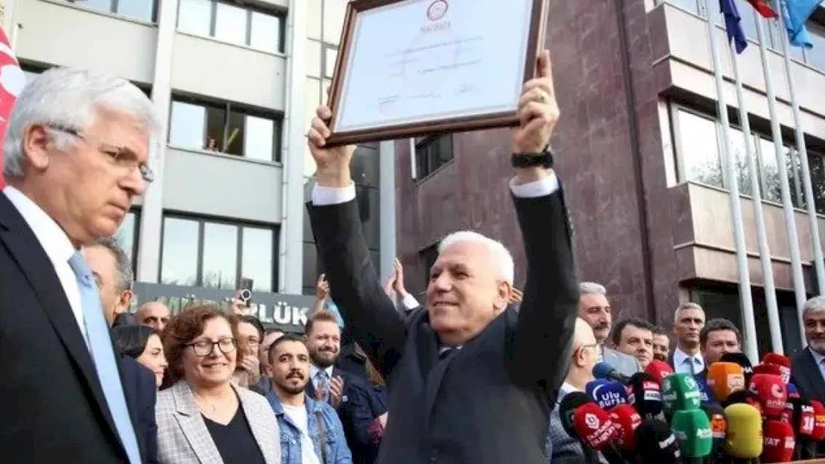 Başkan Bozbey geçmişin izlerini sildi