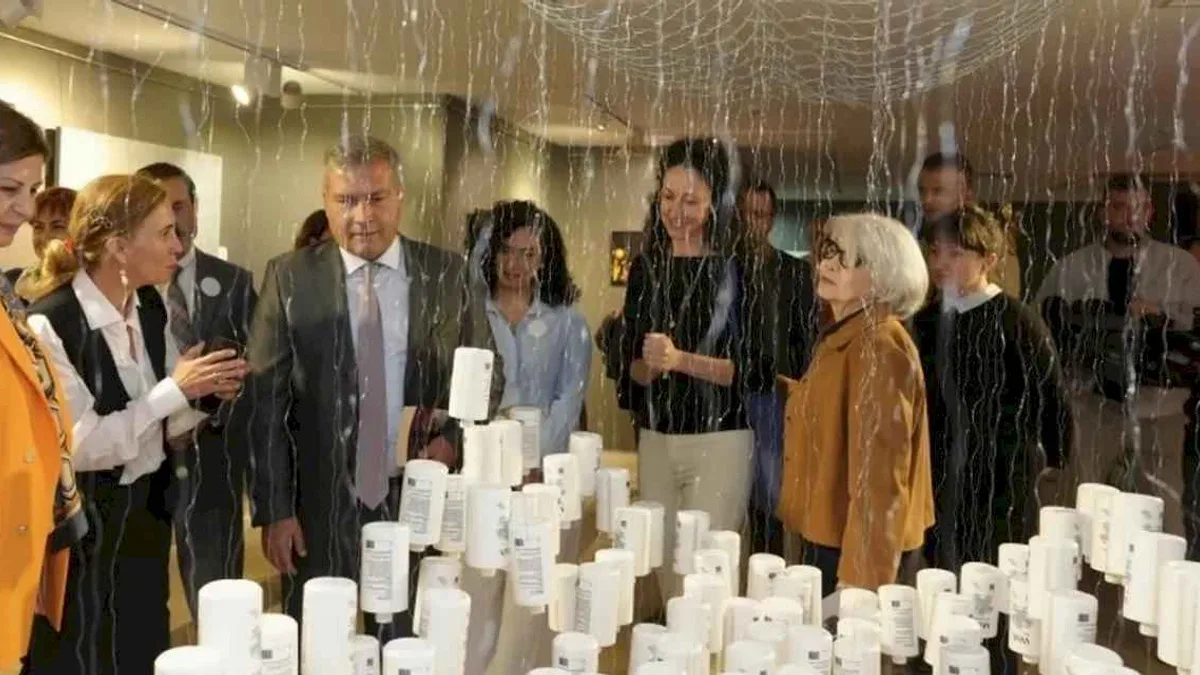 “Kökler ve Kanatlar” sergisi Eskişehir’de sanatseverlerle buluştu