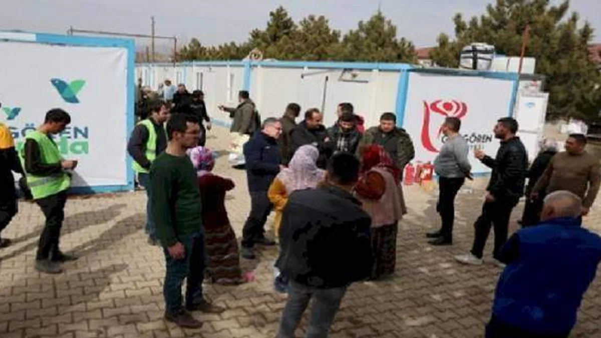 Kahramanmaraş Göksun'da deprem için güç birliği