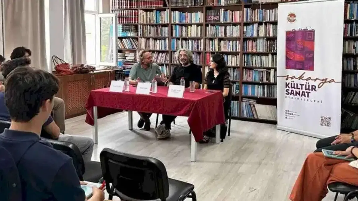 Şairler Sakarya'da öğrencilerle buluştu