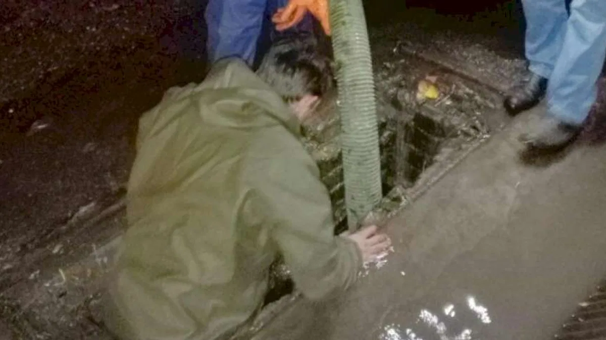 Manisa'da ekipler sağanak yağışa karşı sahadaydı