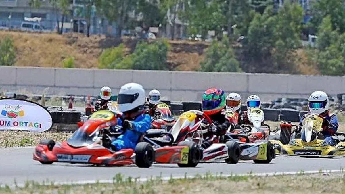Karting Şampiyonası İzmir Park'a Taşınıyor