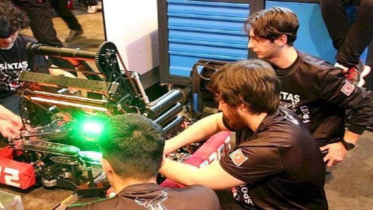 FRC Istanbul Regional'da Kazanan Robotik Takımları Belli Oldu
