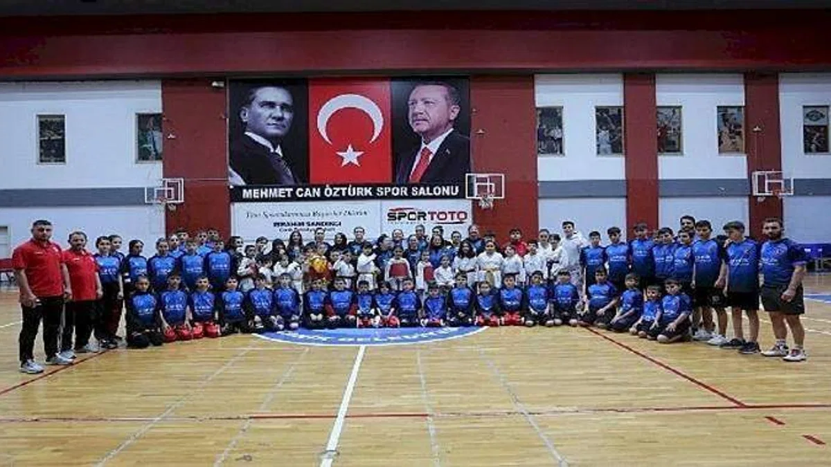 Canik Belediyesi'nden Sporculara Tam Destek