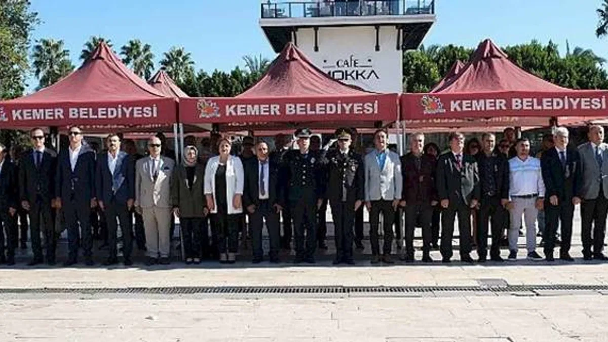 Kemer'de muhtarlar Günü kutlandı
