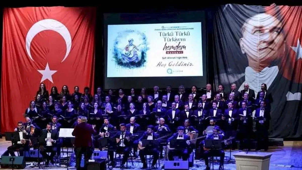 'Türkü Türkü Türkiyem Hemdem' konseri büyük beğeni topladı