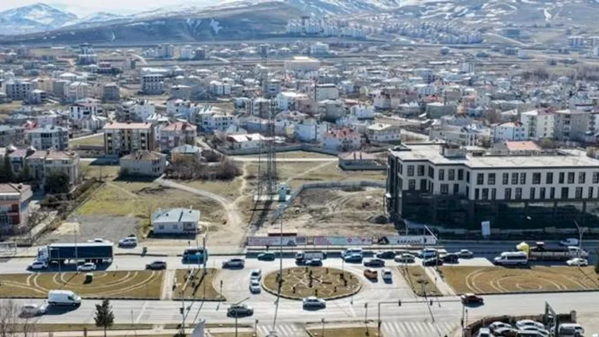 Van'da havaalanı kavşağına yeni cadde