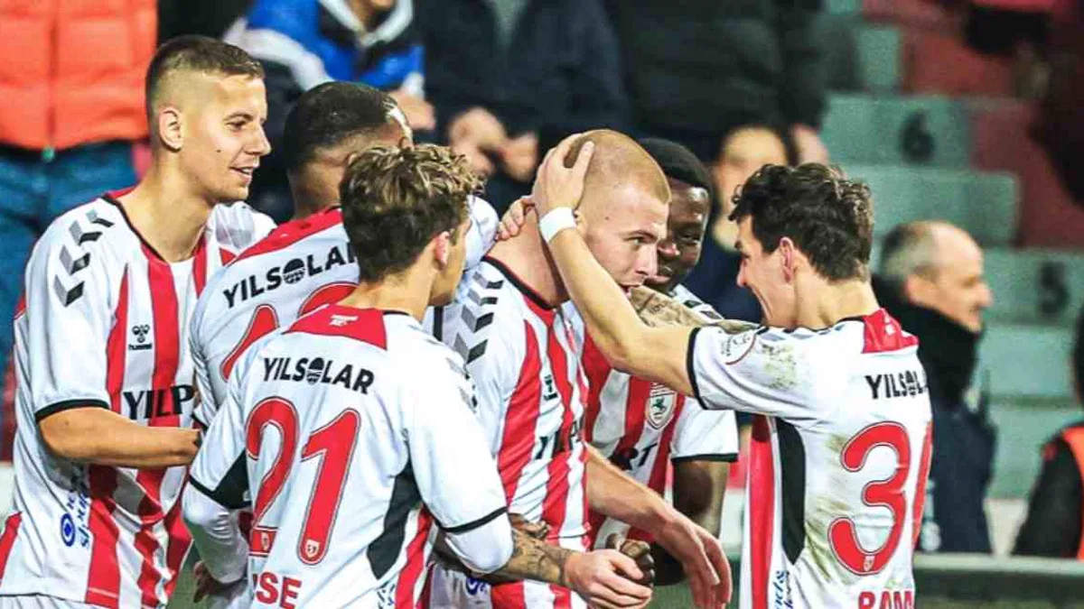 Yılport Samsunspor 3-0 Çaykur Rizespor (Maç Sonucu) Karadeniz'de Samsun fırtınası!